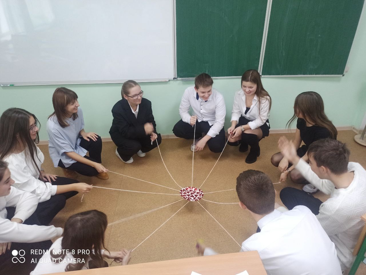 Сегодня для обучающихся 10-Б класса в рамках Недели психологии прошло занятие с элементами тренинга на &amp;quot;Формирование благоприятного социально-психологического климата&amp;quot;..