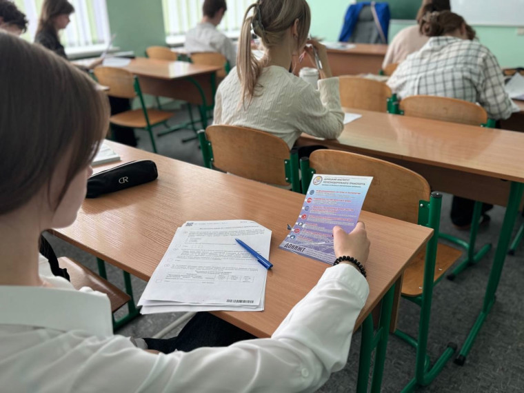 Как построить карьеру на рельсах с «Единой Россией»!.